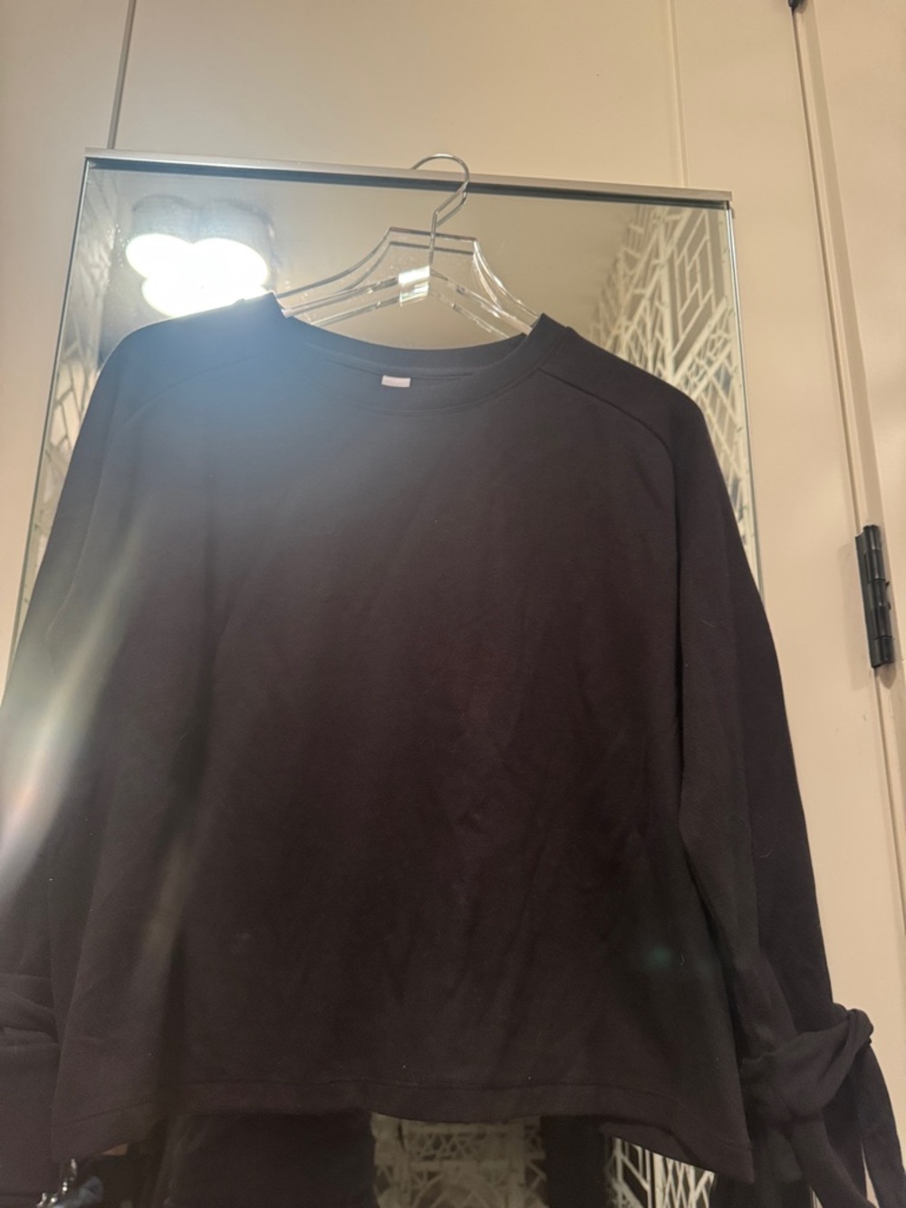 Varley Black Crewneck Sweatshirt